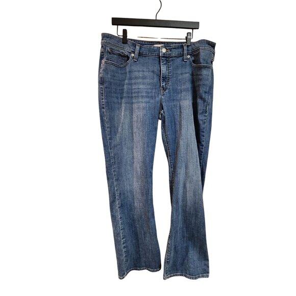 Levis 415 Classic Bootcut Jeans Womens 18W Mid-Rise Blue Denim - Picture 1 of 3